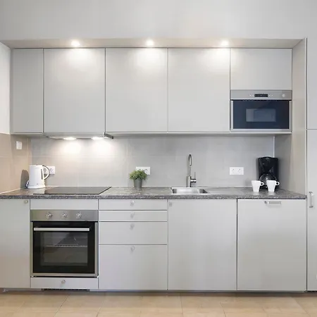 1 De Dezembro T2 Apartment *