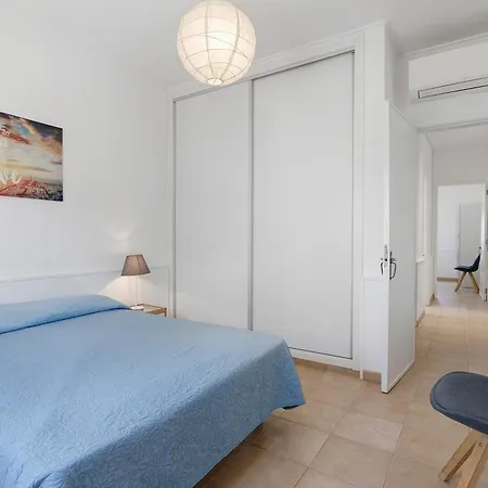 Apartment 1 De Dezembro T2 *